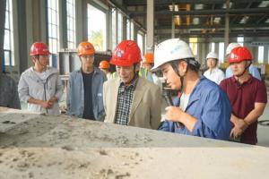 聚才引智 助企發(fā)展！公司舉行PC基地高級專家聘任儀式暨裝配式結構