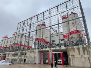 今天，PC構(gòu)件配套混凝土攪拌站首次出料